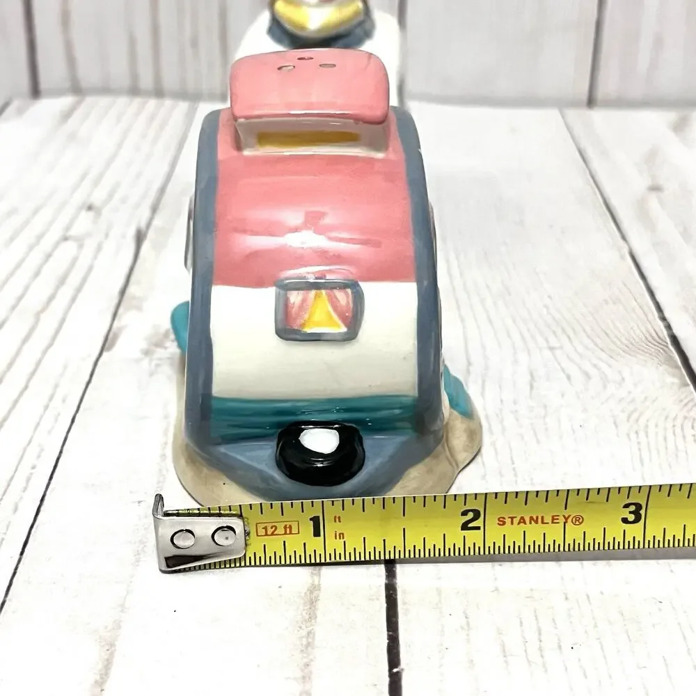 Ceramic Retro Camper RV Trailer Salt and Pepper Shakers Set Flamingos